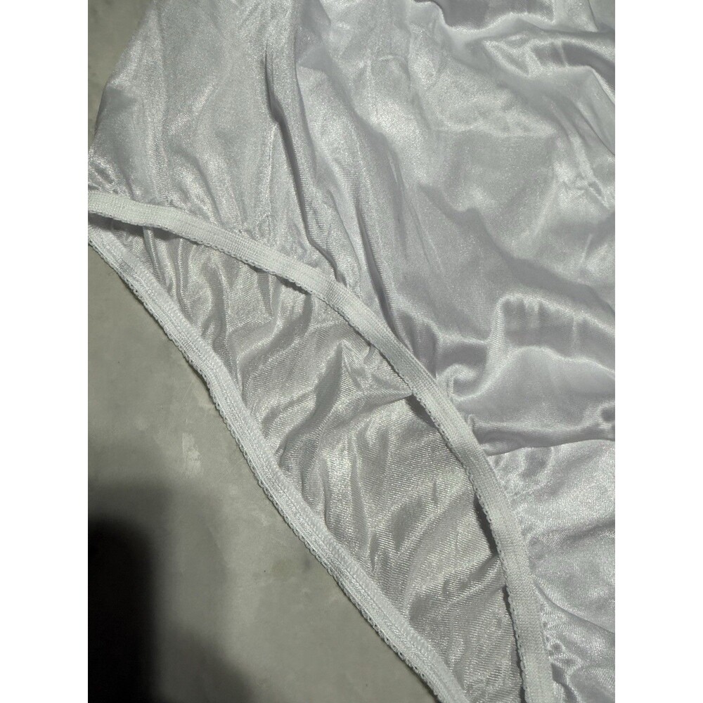 2 Vanity Fair panties Perfectly Yours Ravissant Brief 11/4XL white New - Picture 2 of 6